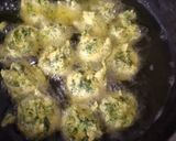 A picture of step 3 of Methi na gota.