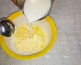 A picture of step 1 of Sesame and Oreo biscuit custard.