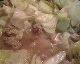 A picture of step 1 of Cabbage, chayote, and beef.