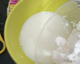 A picture of step 1 of Thai golgappe.