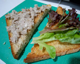 Foto langkah ke 6 dari resep Tuna mayonnaise sandwich (roti tuna mayo).
