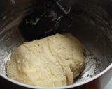 A picture of step 5 of Chewy and Moist "Pon-de-Ring" Doughnuts.