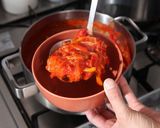 A picture of step 11 of Eggs a la Flamenca.