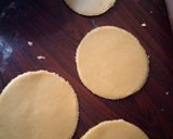 A picture of step 7 of Meat pie.