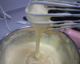 A picture of step 8 of Moist Fluffy Roll Cake.