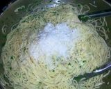 A picture of step 5 of Spaghetti with garlic and olive oil.