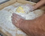 Foto del paso 1 de la receta: Pan de Jamón Navideño