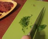 A picture of step 6 of Caprese salad.