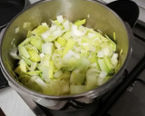Foto del paso 1 de la receta: Crema de puerros