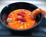 Foto del passaggio 6 della ricetta Gazpacho di datterini con gamberi allo zenzero