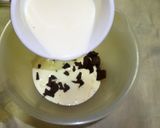 A picture of step 3 of Yogurt Rich Chocolate Cheesecake.