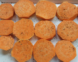 Foto del paso 1 de la receta: Boniato frito con azúcar y canela
