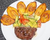 Foto del paso 5 de la receta: Punta de paleta asada con patacones o tostones