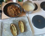 A picture of step 9 of Stuffed aubergine.