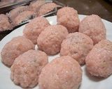 A picture of step 4 of Sakura Mochi with a Rice Cooker.