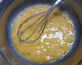 Foto langkah ke 2 dari resep Puding roti tawar kukus sederhana.
