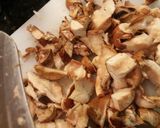 A picture of step 3 of Quick Air-Fluffed Mushroom Puree.
