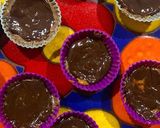 Foto del paso 6 de la receta: Chocolates rellenos de mantequilla de maní y arequipe