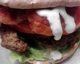 A picture of step 19 of Renee's BLT Ranch Club Burger.