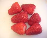 A picture of step 1 of Strawberry Yuu-Hime Mochi Dumplings.