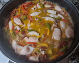 Foto del paso 3 de la receta: Chipirones rehogados con langostinos y pimientos