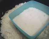 Foto langkah ke 3 dari resep Kupat nasi matang tanpa kukus.