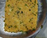 A picture of step 5 of Potato squares.