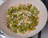 Foto del paso 3 de la receta: Tirabeques con setas