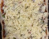 A picture of step 8 of Hawaiian Chicken Pizza.