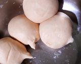 A picture of step 2 of Cheese Paratha.