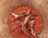 Foto langkah ke 4 dari resep 10. Ikan Asin Keranjang Sambal Tomat.