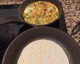 Foto del paso 3 de la receta: Tortilla de jamón cocido, espinacas y ricota