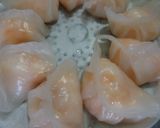 A picture of step 5 of Dumpling shrimp.