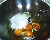 A picture of step 2 of Easy and Nostalgic Castella.