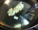 【靜靜小廚】熱狗炒麵的食譜步驟2照片