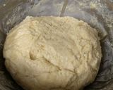 Foto langkah ke 5 dari resep Brazilian cheese bread.