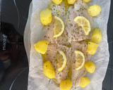 Foto del paso 1 de la receta: Merluza al horno con patatas baby
