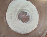 Foto del paso 2 de la receta: Medialunas sin manteca