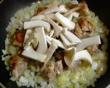 A picture of step 3 of Soy Sauce Flavored Chicken in Cream Sauce.