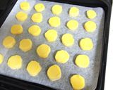 A picture of step 10 of Diamants (Diamond Cookies).