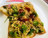 A picture of step 3 of Special Veg Sandwich.