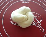 A picture of step 7 of Chewy! Rice Flour Rolls (Dinner Rolls).