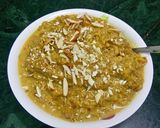 A picture of step 4 of Lauki halwa.