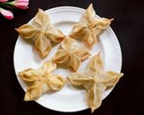 ফ্লাওয়ার সিঙ্গাড়া(Flower singara recipe in Bengali) রেসিপির ধাপ 6 ছবি