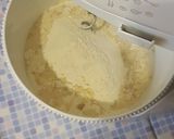 Foto langkah ke 1 dari resep Hokkaido Japanese milk bread.
