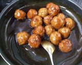 A picture of step 6 of Fluffy Meatball in a Great Sweet and Sour Sauce.