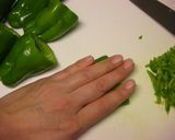A picture of step 3 of Butter Stir-fried Bell Peppers.