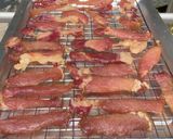 รูปขั้นตอนการทำที่ 3 ของ วิธีทำหมูแดดเดียวและอบด้วยหม้อทอดไร้น้ำมัน