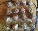 A picture of step 1 of California Farm Meatballs in Dill Sauce.