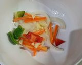 Foto langkah ke 2 dari resep Salmon Jamur Kukus.
